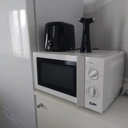 Superb Cozy & Spacious - 12th *